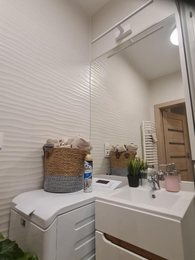 Mostowa 23 Bruno Apartment, Self Check-In 24H, Free Parking, Air-Conditioning Poznan Ngoại thất bức ảnh