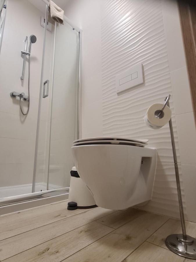 Mostowa 23 Bruno Apartment, Self Check-In 24H, Free Parking, Air-Conditioning Poznan Ngoại thất bức ảnh